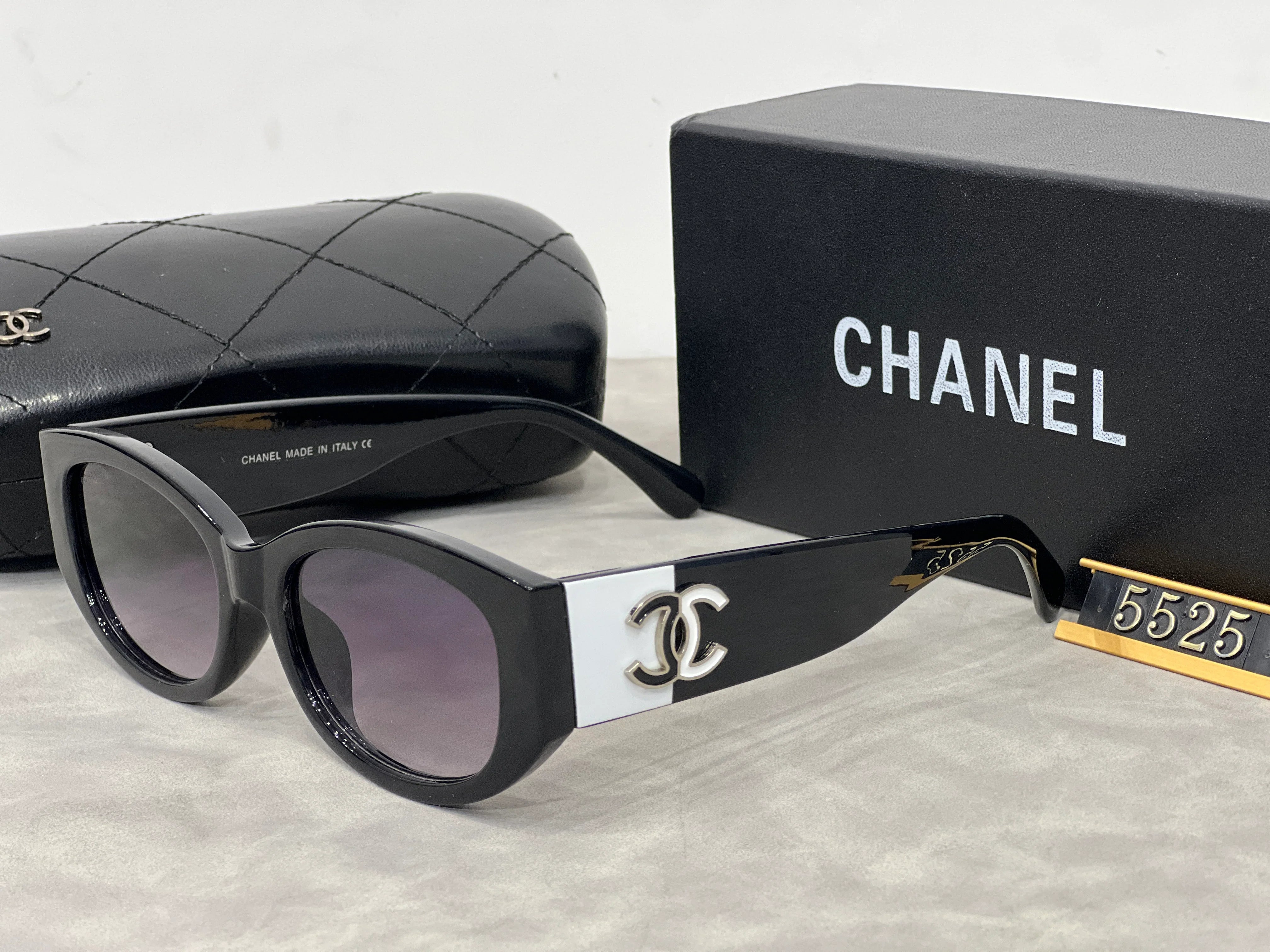 Black and white panda personality sunglasses