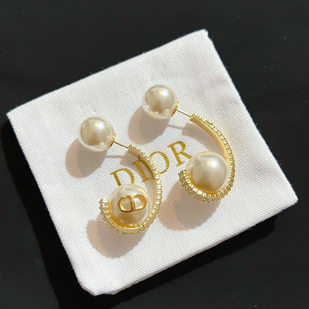 Fashion TRIBALES Pearl Earrings