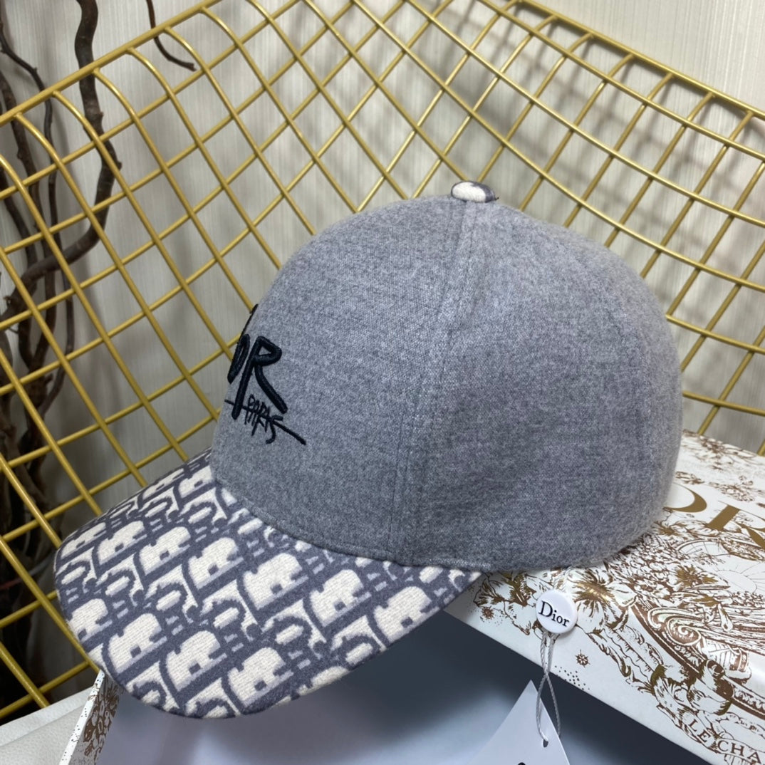 Classic Letter Wool Warm Baseball Cap