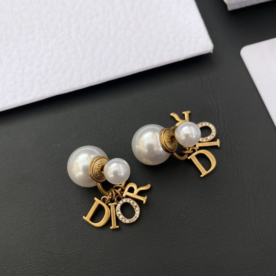 Fashion Pearl Rhinestone Letter Pendant Earrings