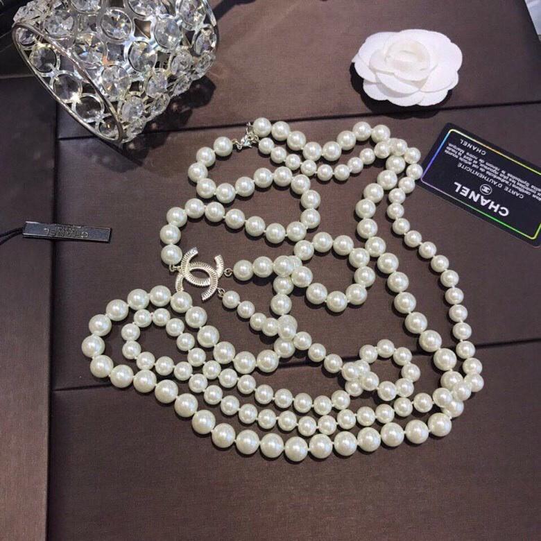 Fashion double-layer pearl necklace