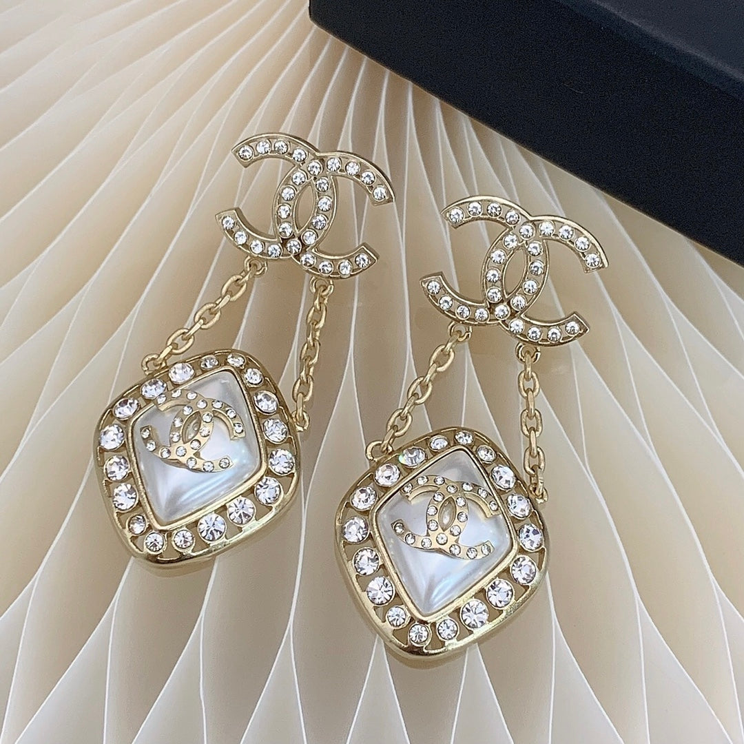 Fashion Rhinestone Pendant Stud Earrings