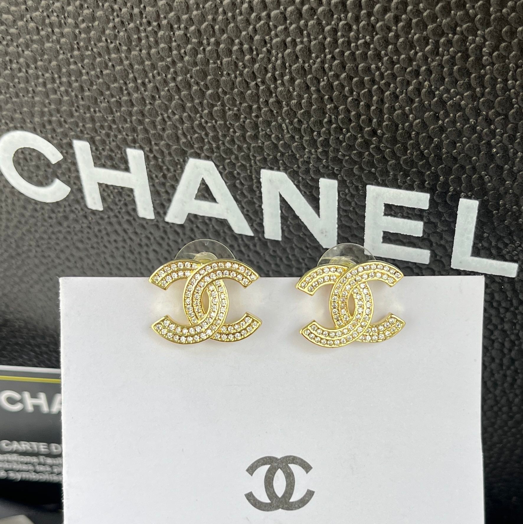 Luxury Double Drainage Diamond Double C Earrings