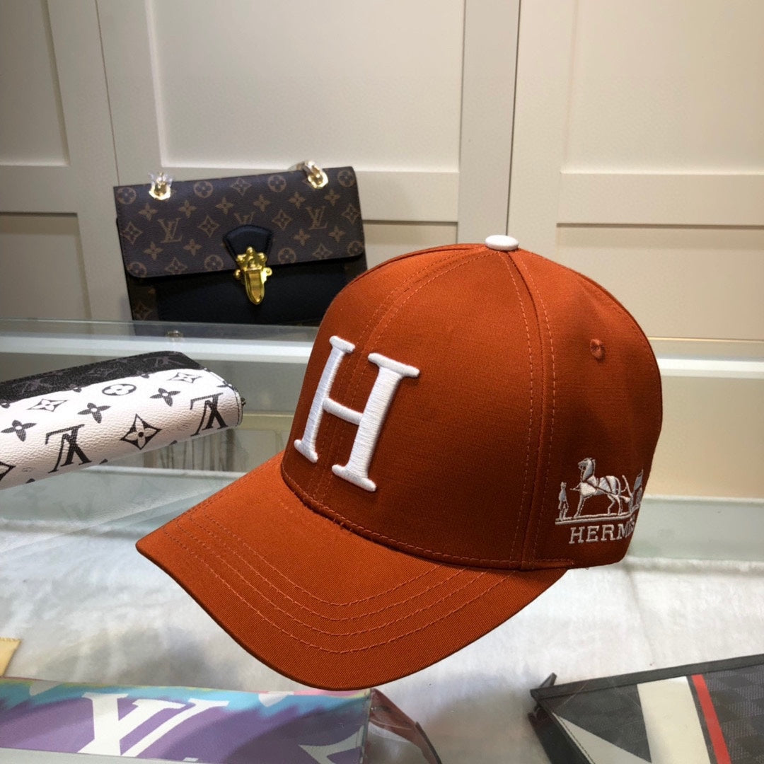 Fashion letter H baseball cap