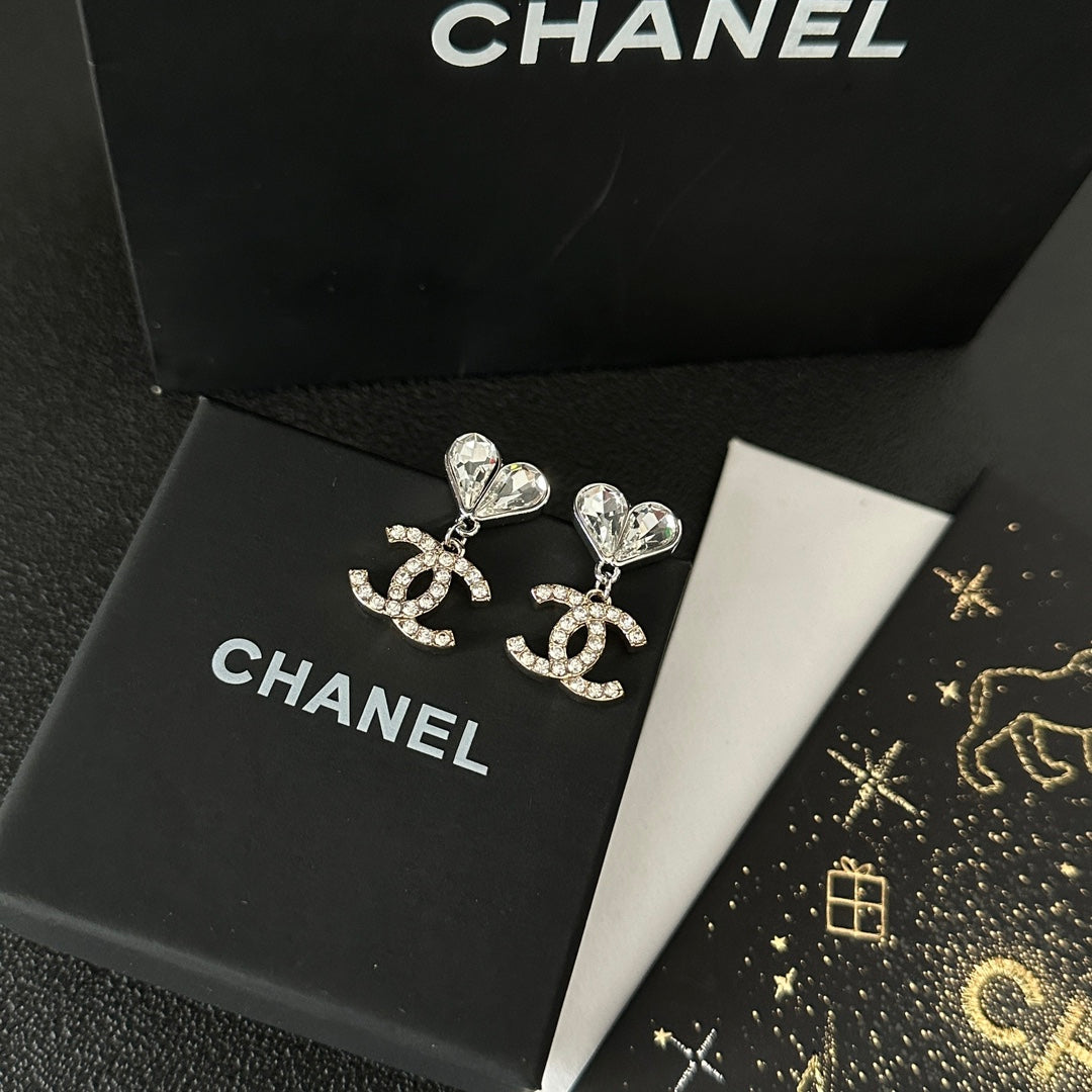 Fashion CC heart pendant earrings