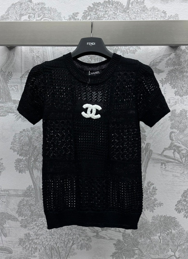 Hollow short sleeve knitted