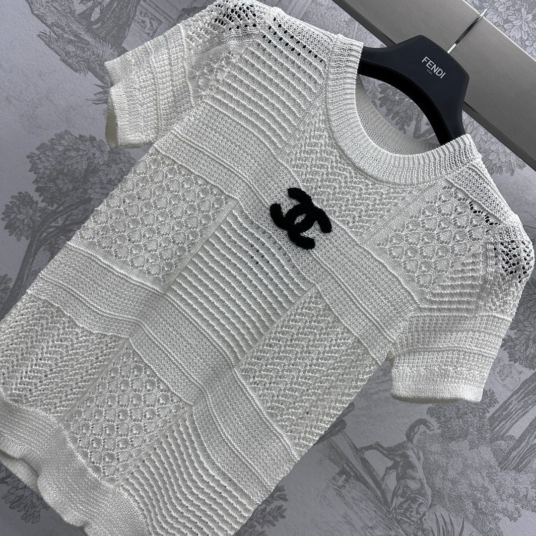 Hollow short sleeve knitted