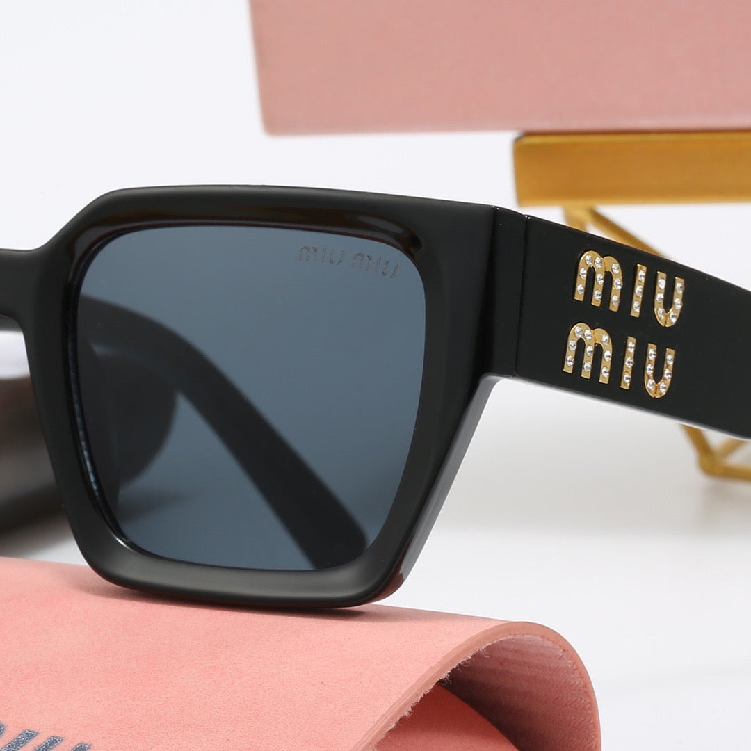 Luxury square frame universal sunglasses 4018