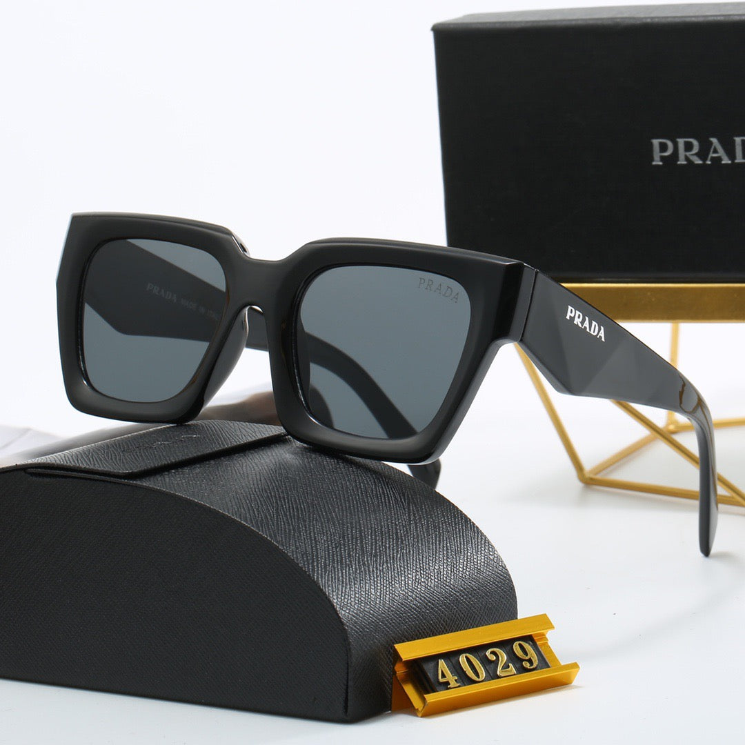 Fashionable square frame universal sunglasses