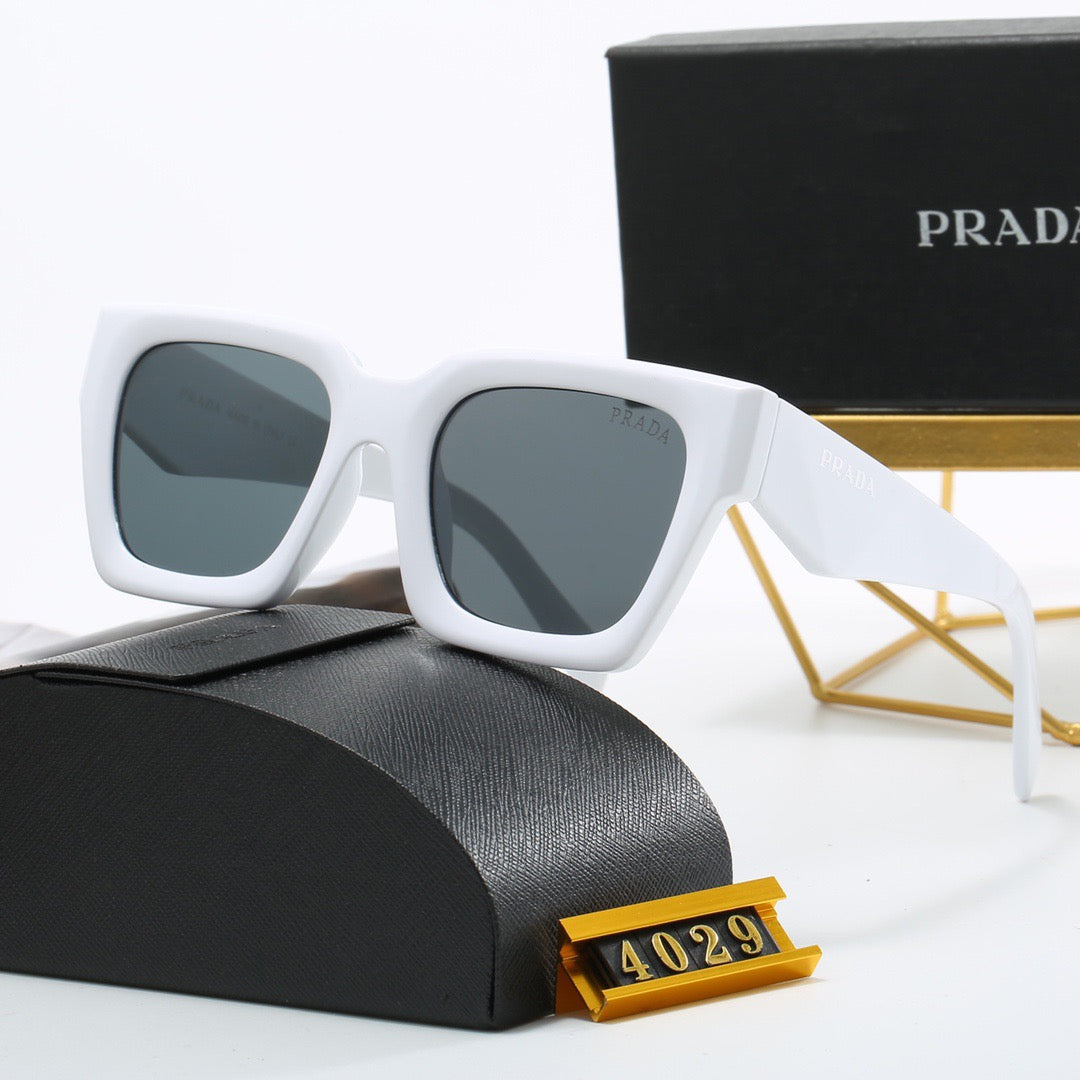 Fashionable square frame universal sunglasses