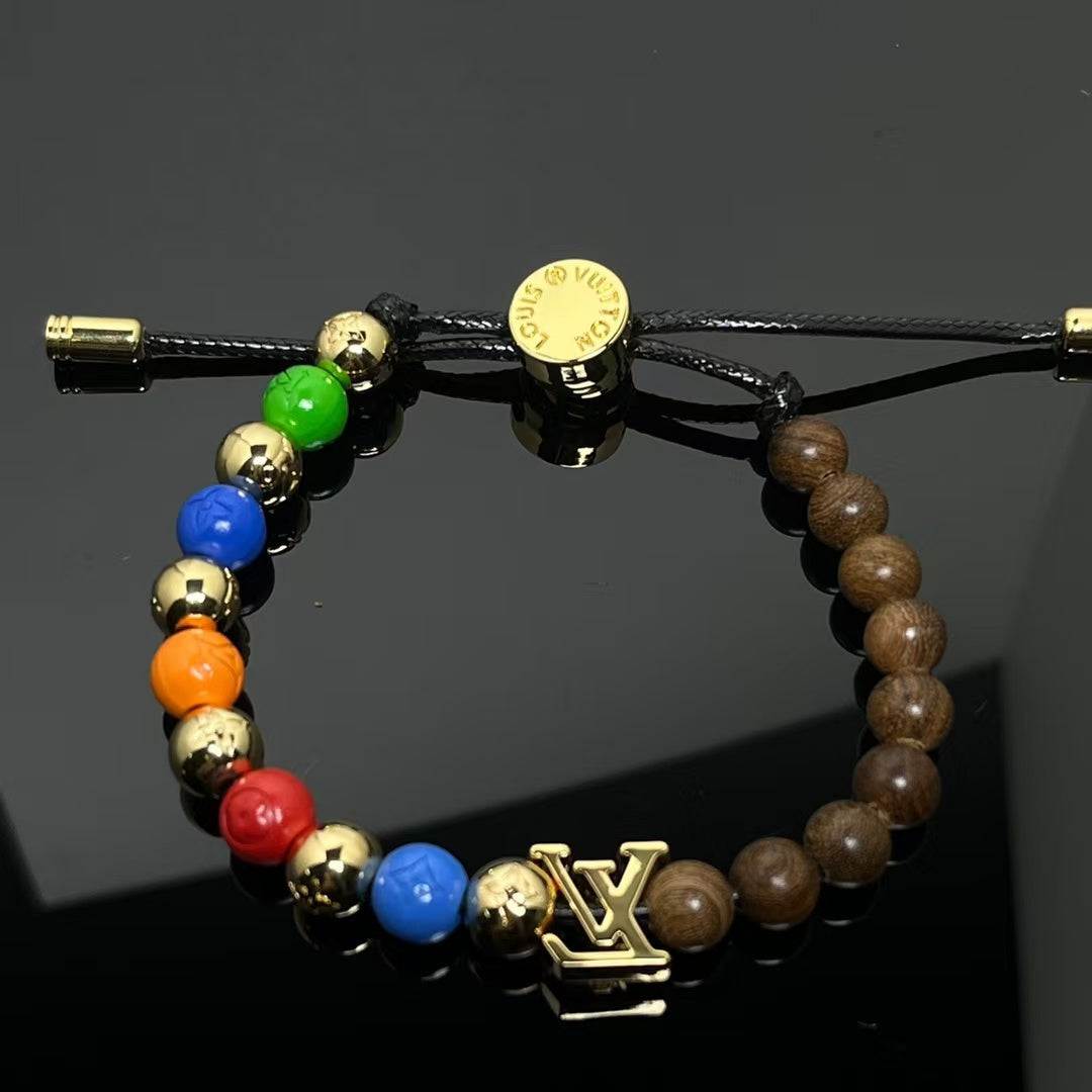 Fashionable universal adjustable bracelet