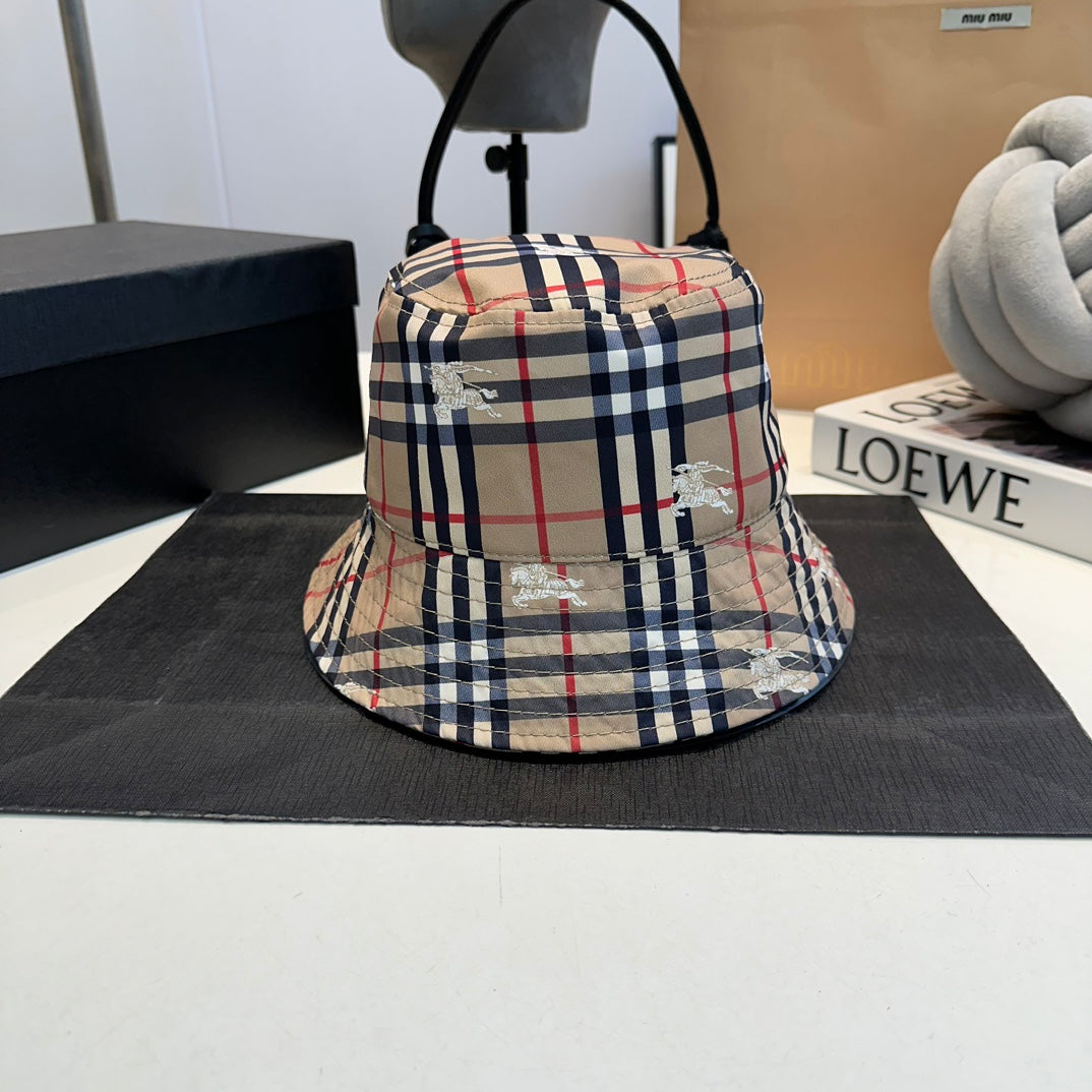 Checkered bucket hat, unisex