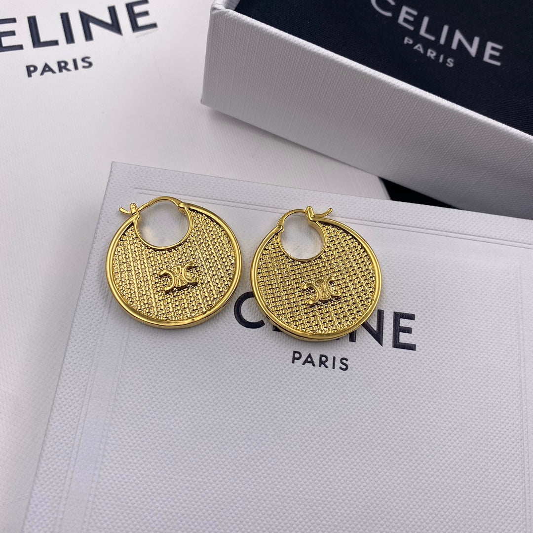 Elegant Gold Round Earrings