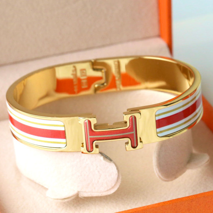 Fashion Letter Buckle Enamel Bracelet