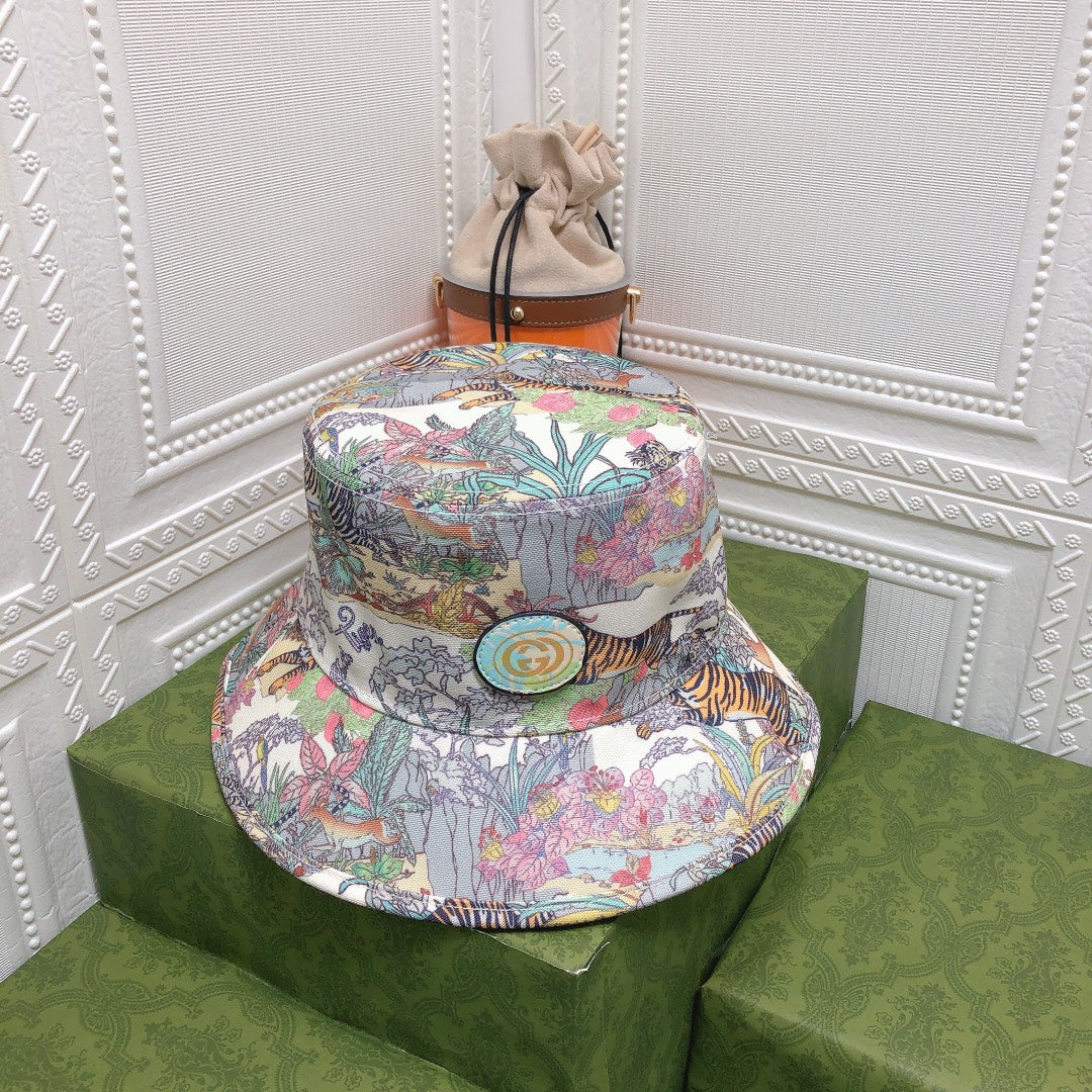 Flower Bush & Tiger Bucket Hat