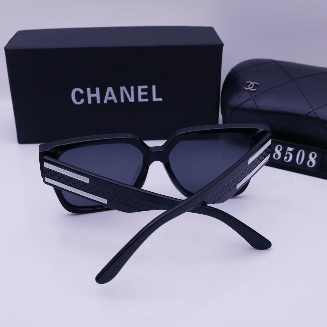 Simple large frame sunglasses