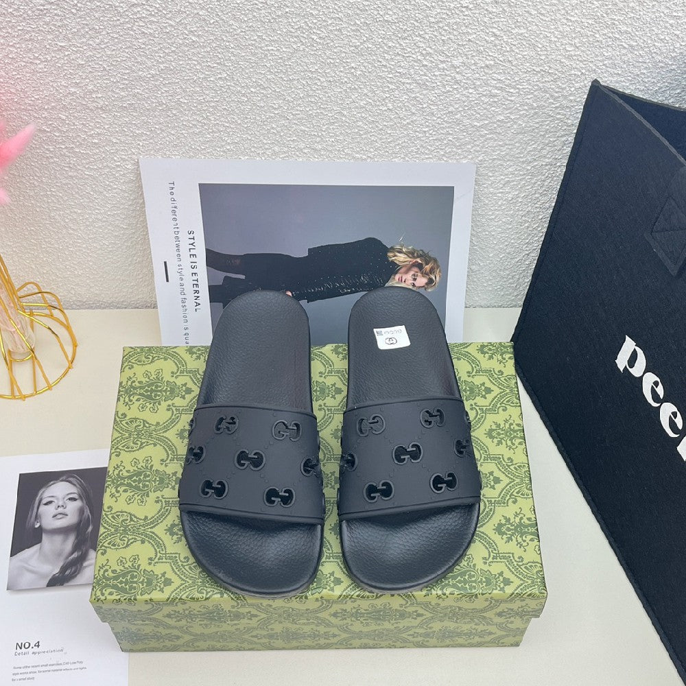 Cutout Fashion Slippers