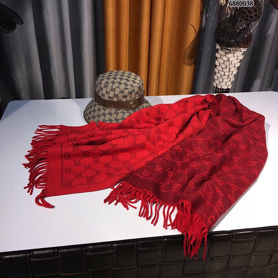 Red fashion scarf