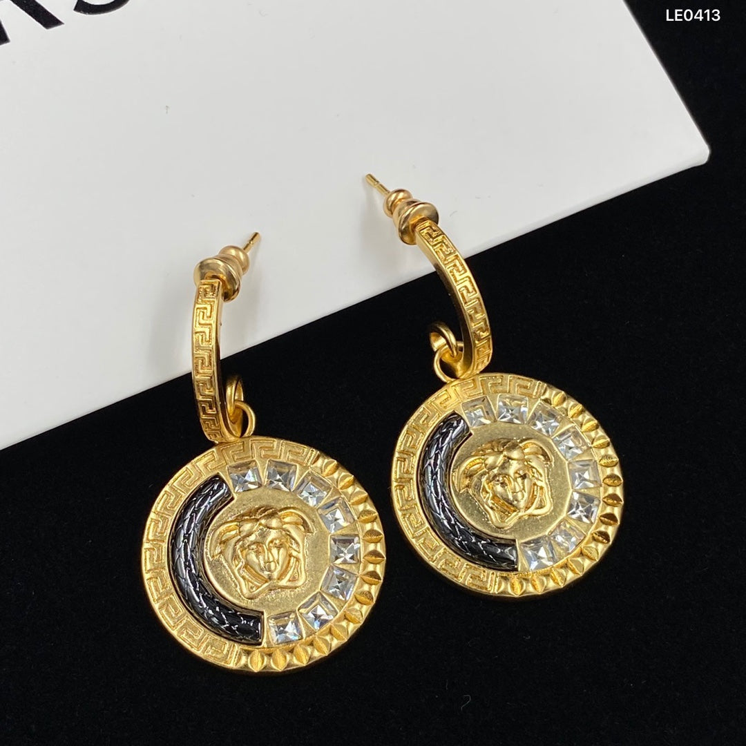 Classic Diamond Circle Earrings