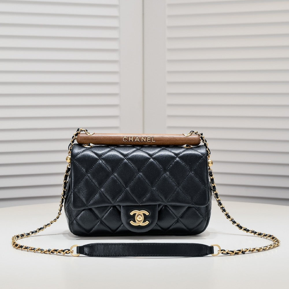 Classic Flap Bag W3560