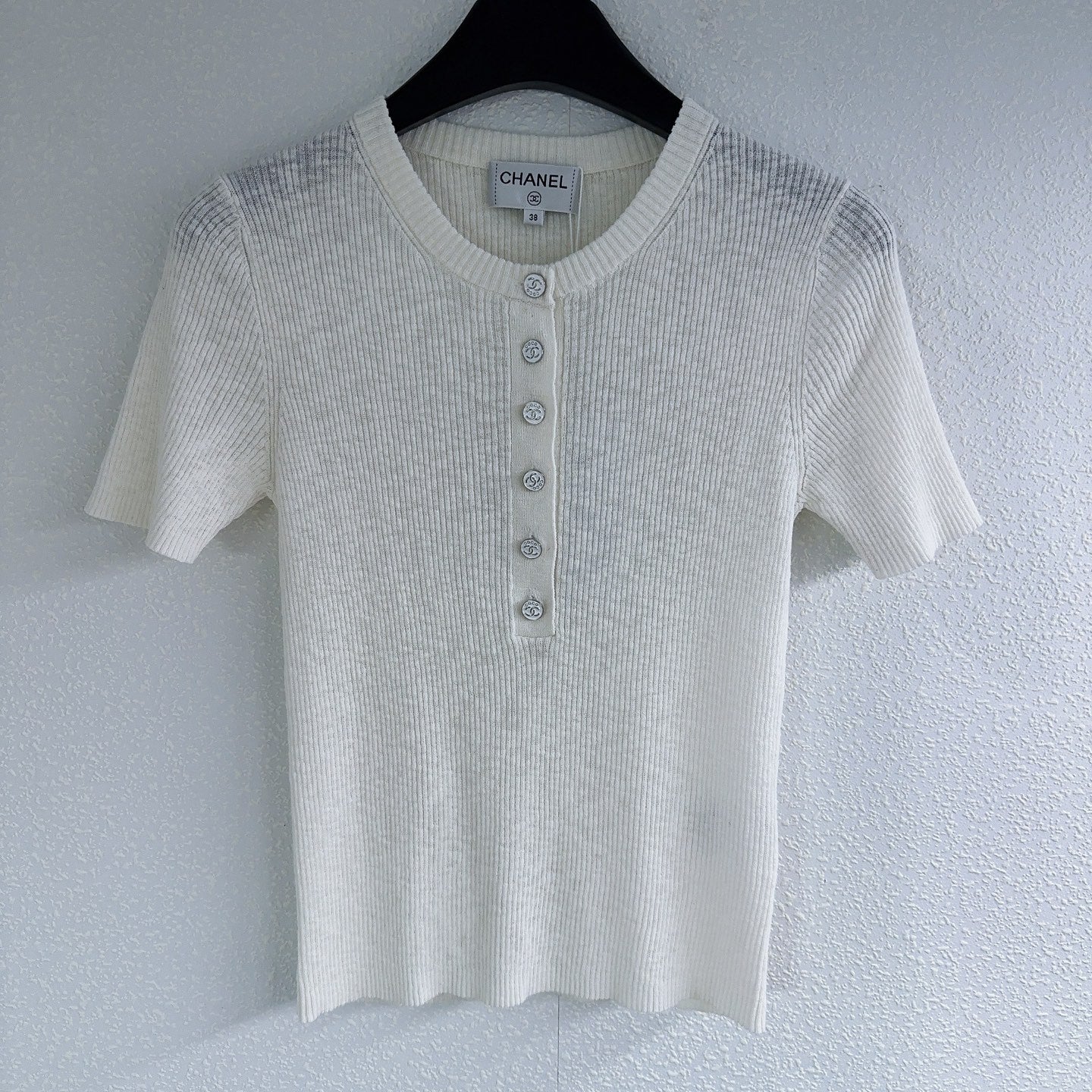C 25 Crew neck logo button down short sleeve knit half cardigan