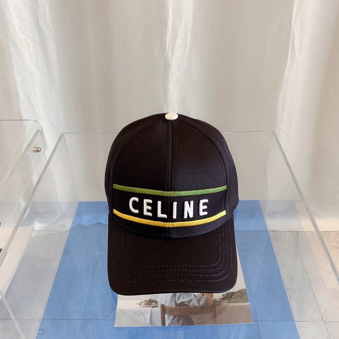 Versatile Embroidered Letter Baseball Cap