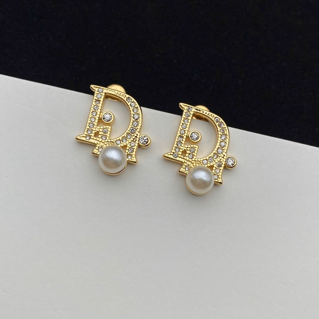 Letters Pearl Earring Necklace Set