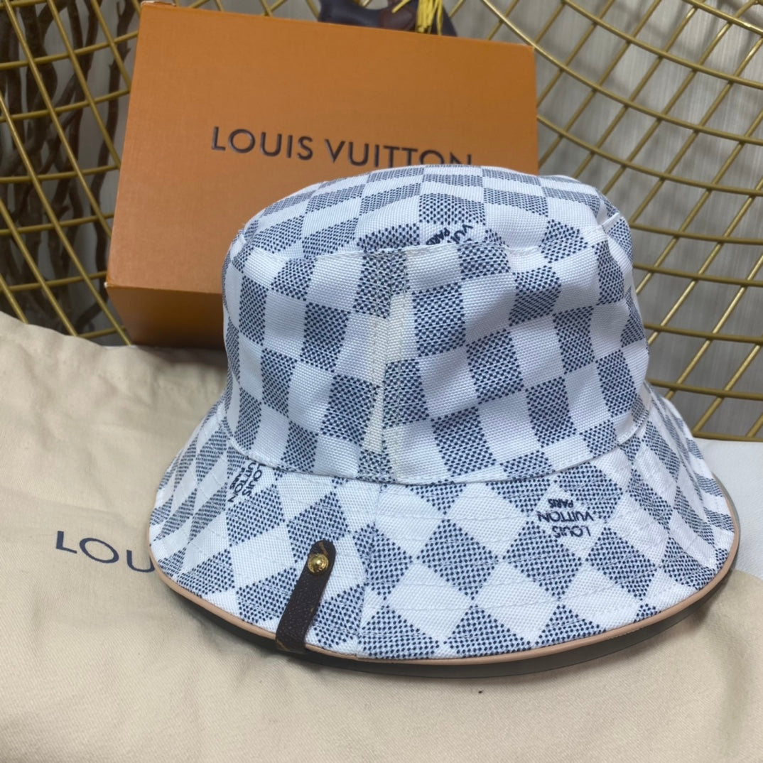 Fashion Plaid Element Bucket Hat