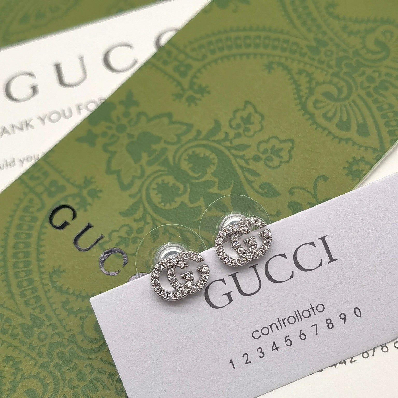 Premium Sparkling Zircon G Stud Earrings