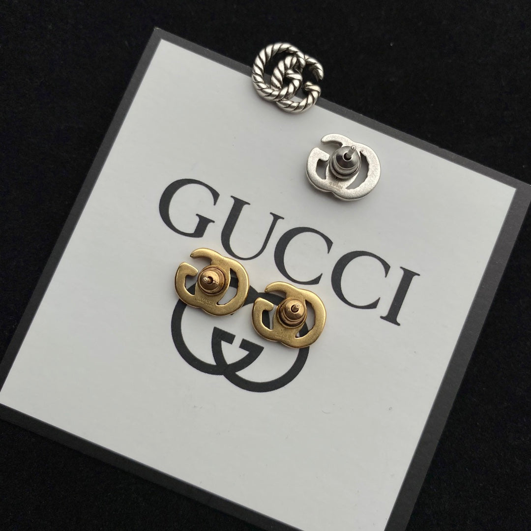 Double G Thread Design Stud Earrings