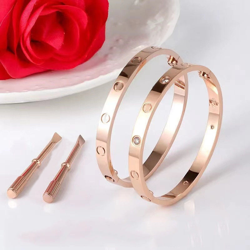 6 Colors Classic Love Bracelets