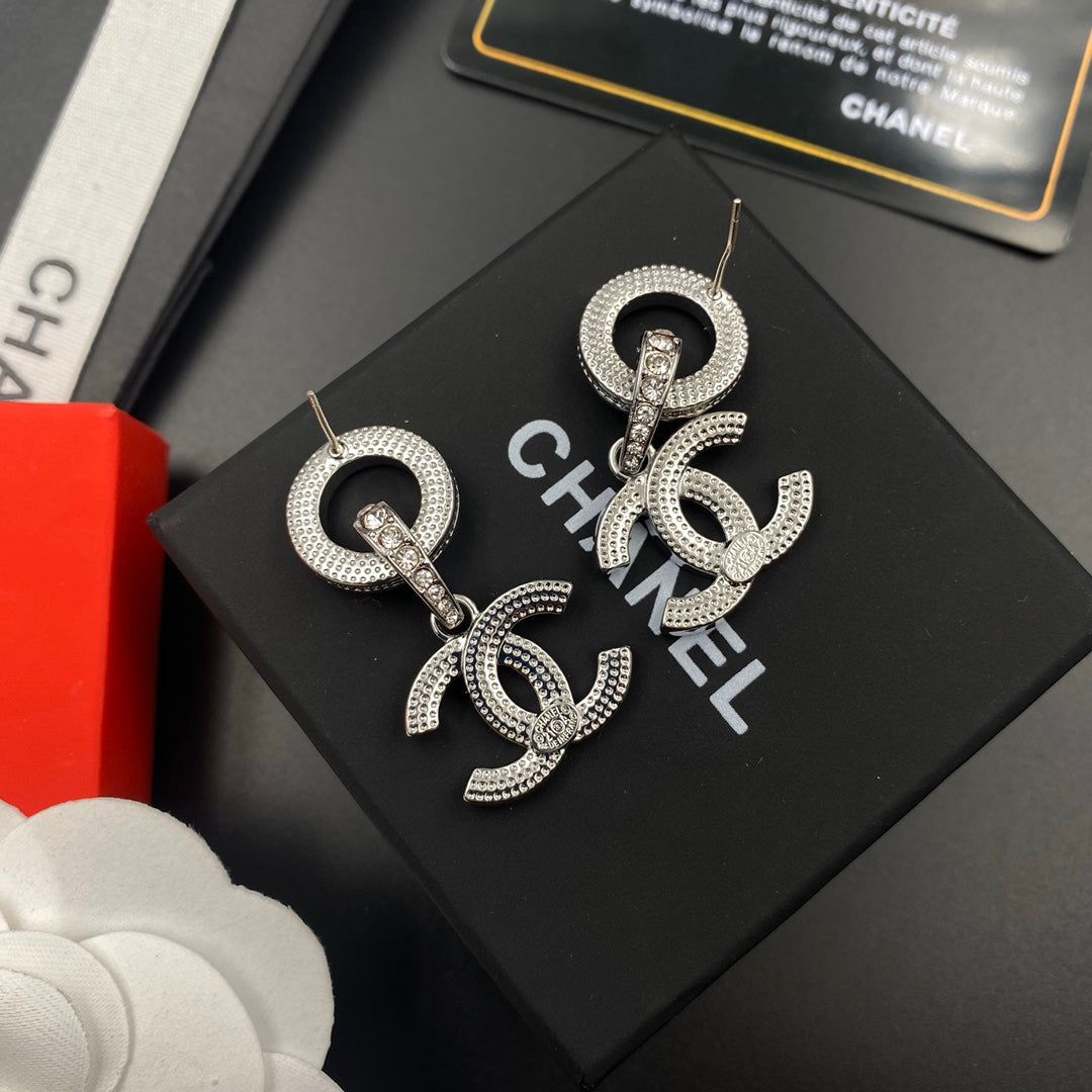 Circle Logo Pendant Diamond Earrings