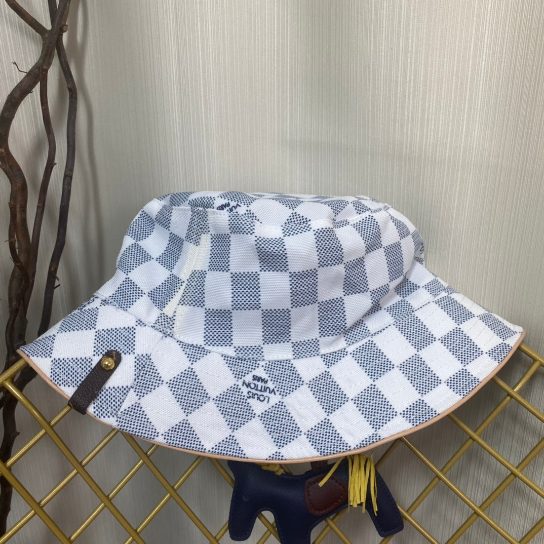 Fashion Plaid Element Bucket Hat