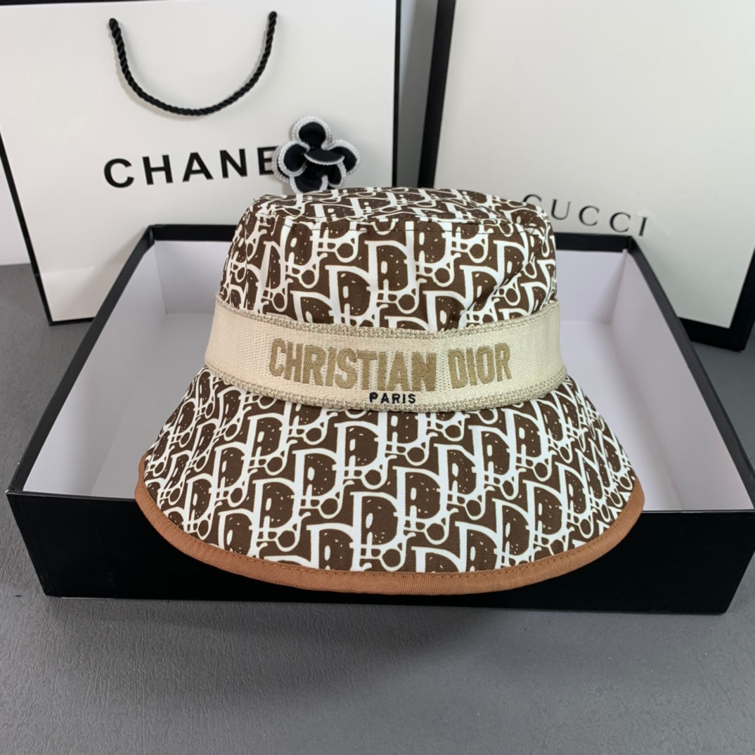 Fashion Embroidered Webbing Bucket Hat