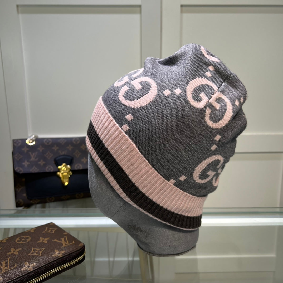 Classic Letter Jacquard Unisex Knit Hat