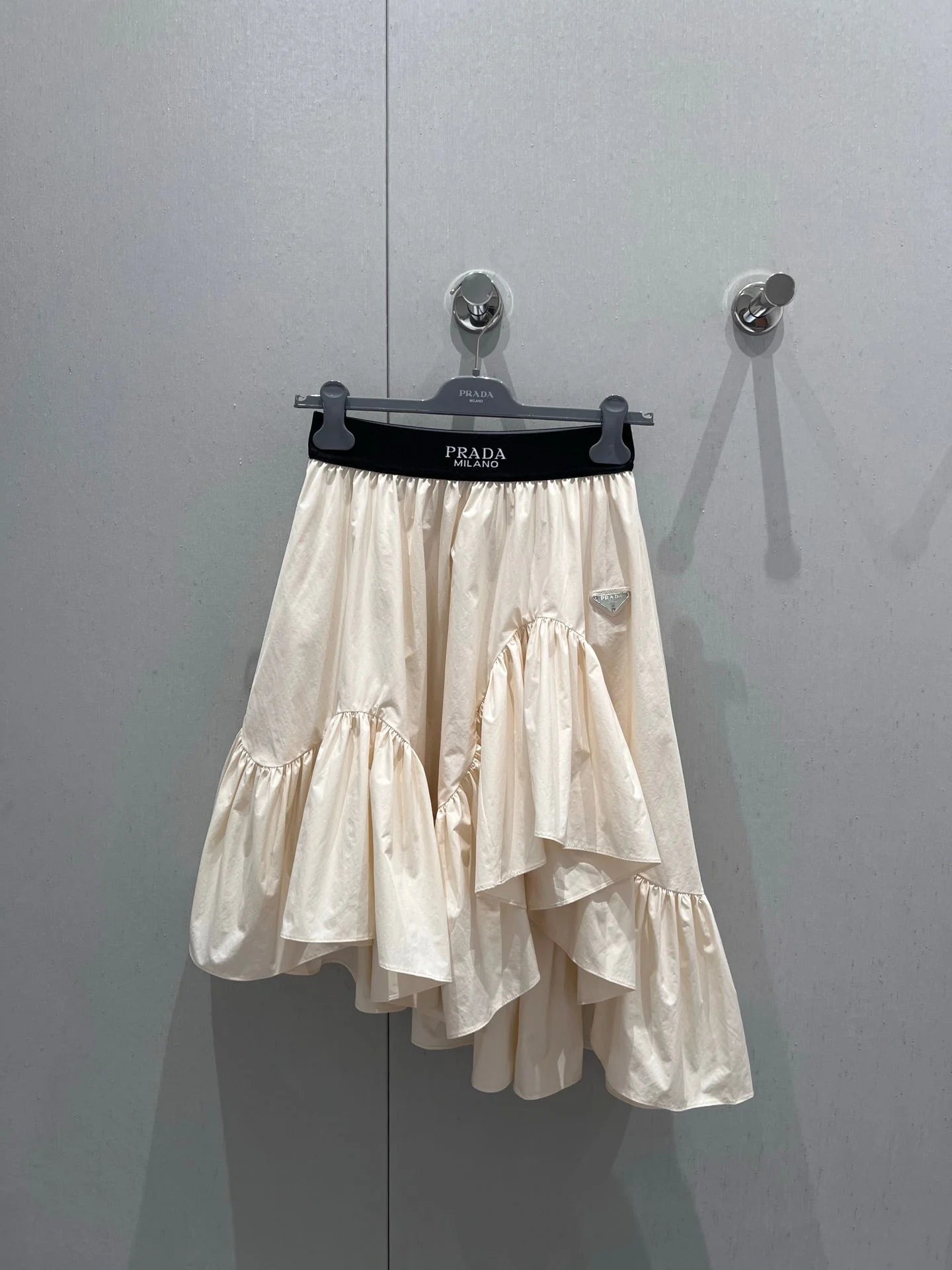 25ss spring and summer new irregular ruffle skirt