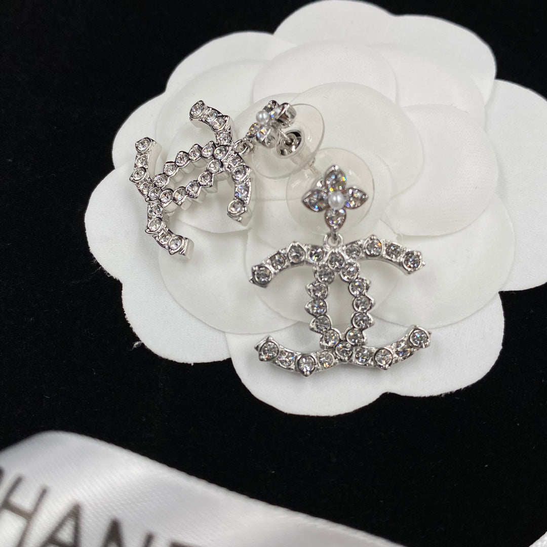 Sparkling Flower Zircon Earrings