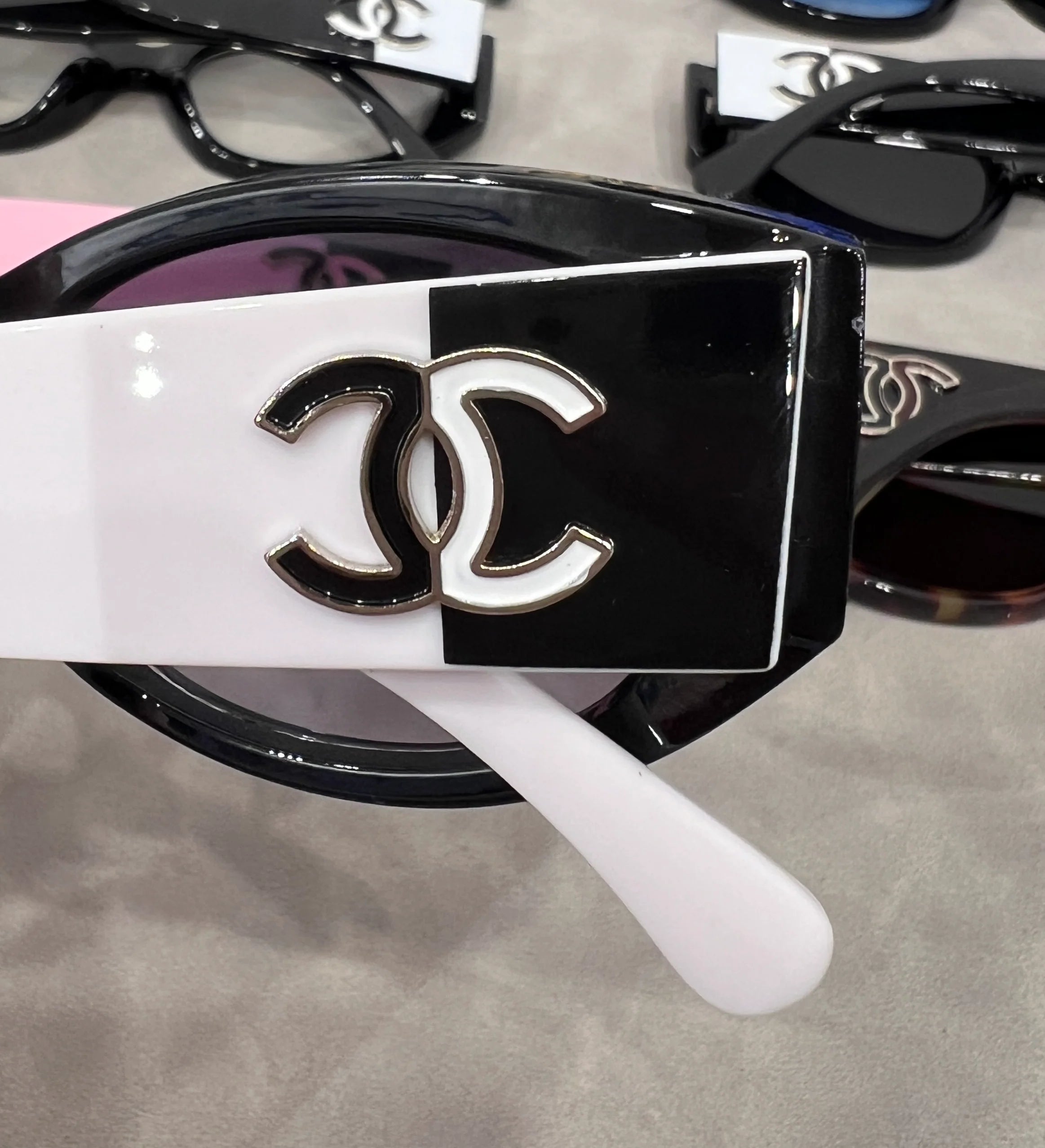 Black and white panda personality sunglasses