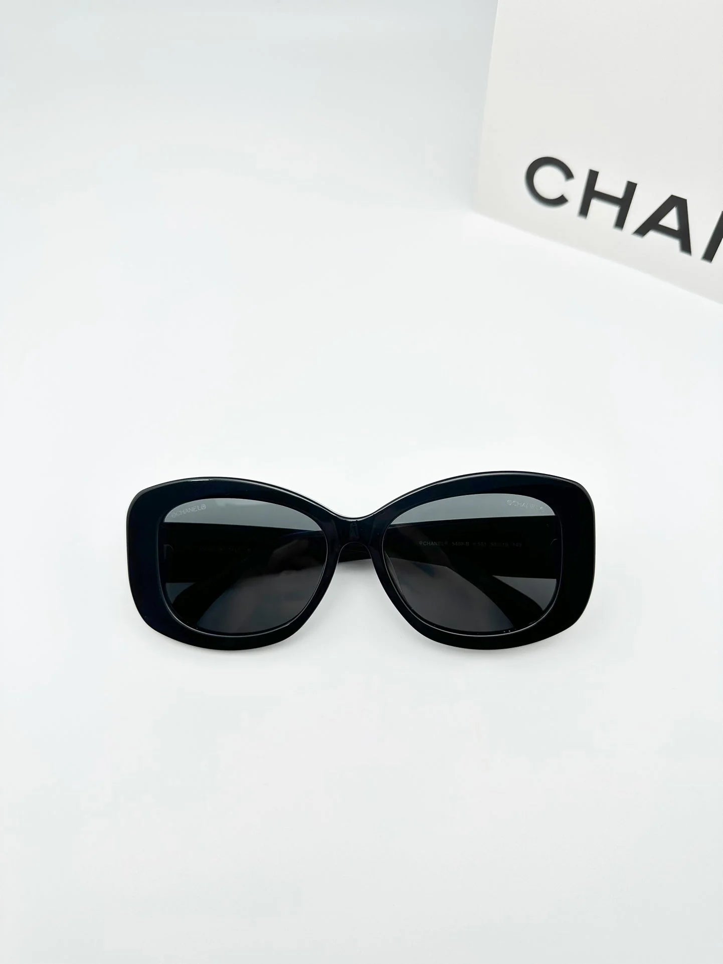 Retro Diamond Stylish Sunglasses