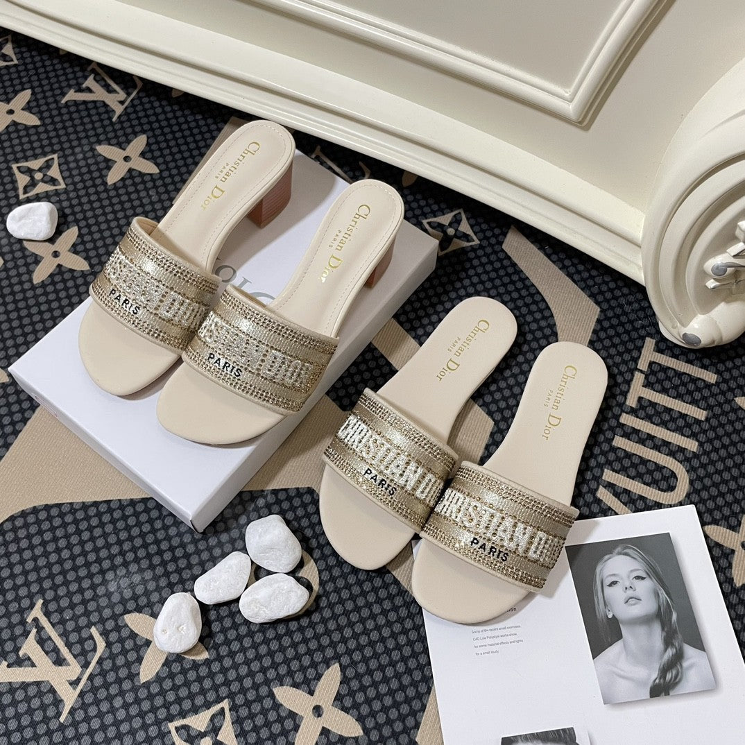 Pressed Diamond Slippers S23