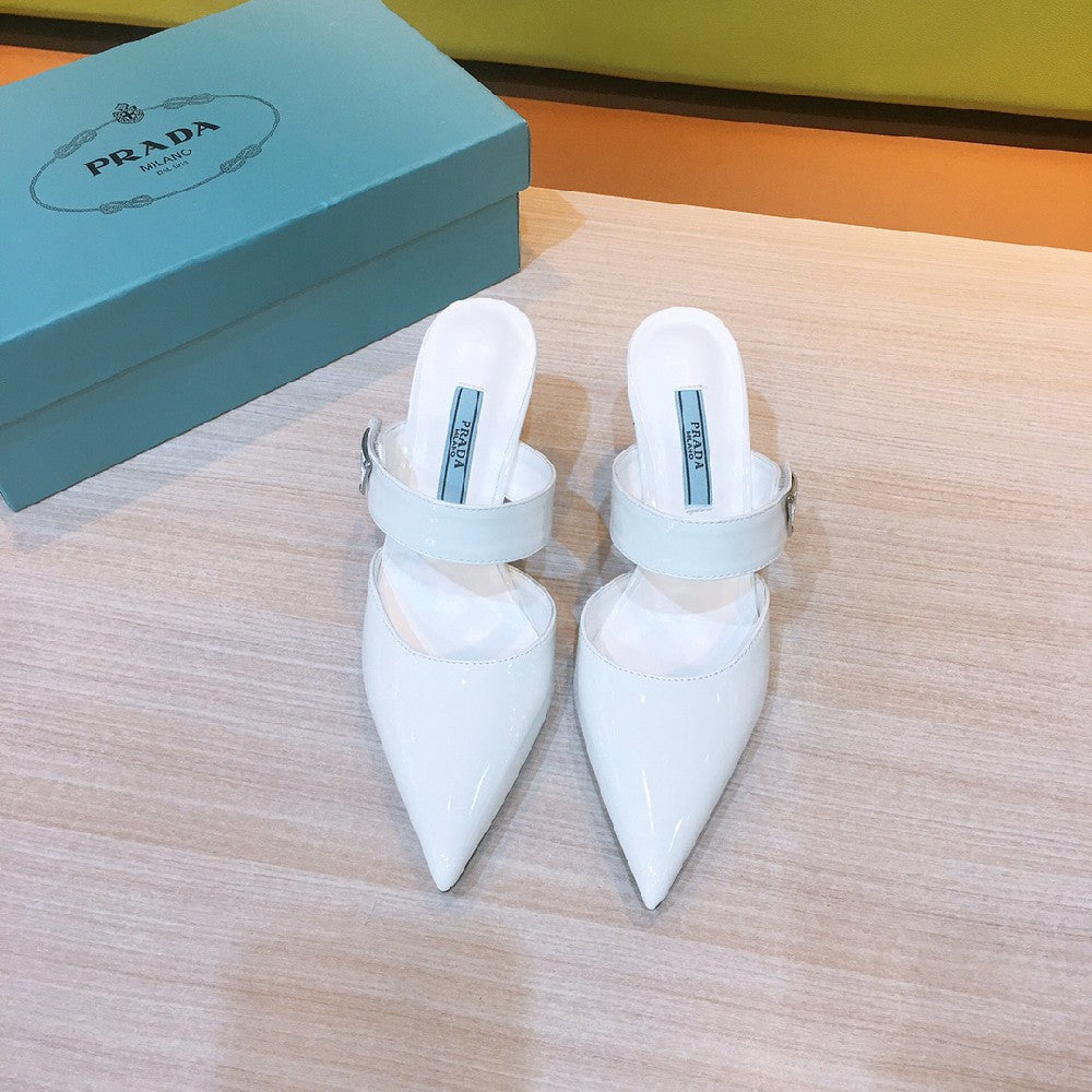 High-end Atmospheric Pointed Toe Sandals