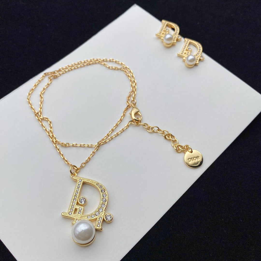 Letters Pearl Earring Necklace Set