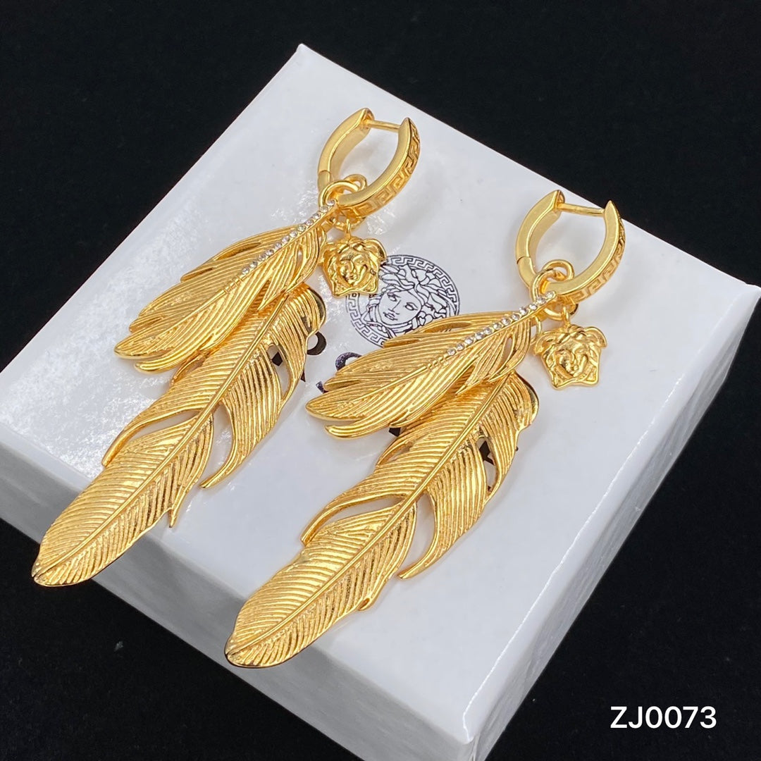 Creative Feather Pendant Earrings