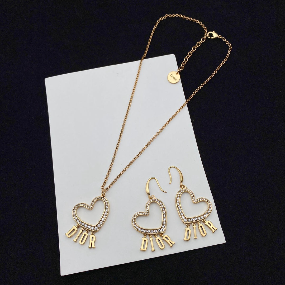 Crystal Diamond Heart Earrings Necklace Set