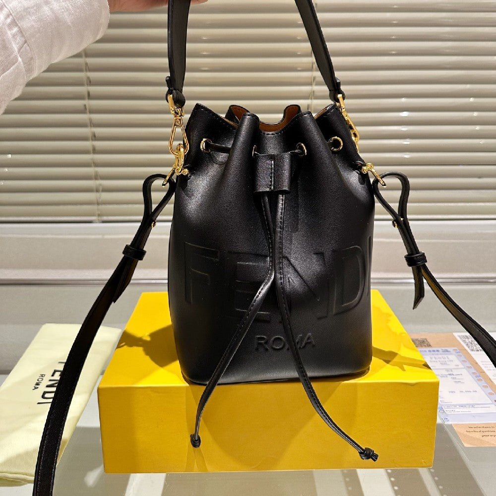 Stylish Bucket Bag W3916