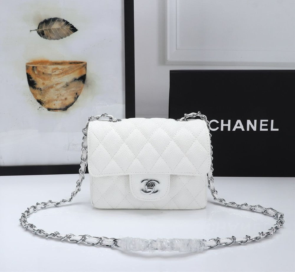 New Classic Flap Bag W3874