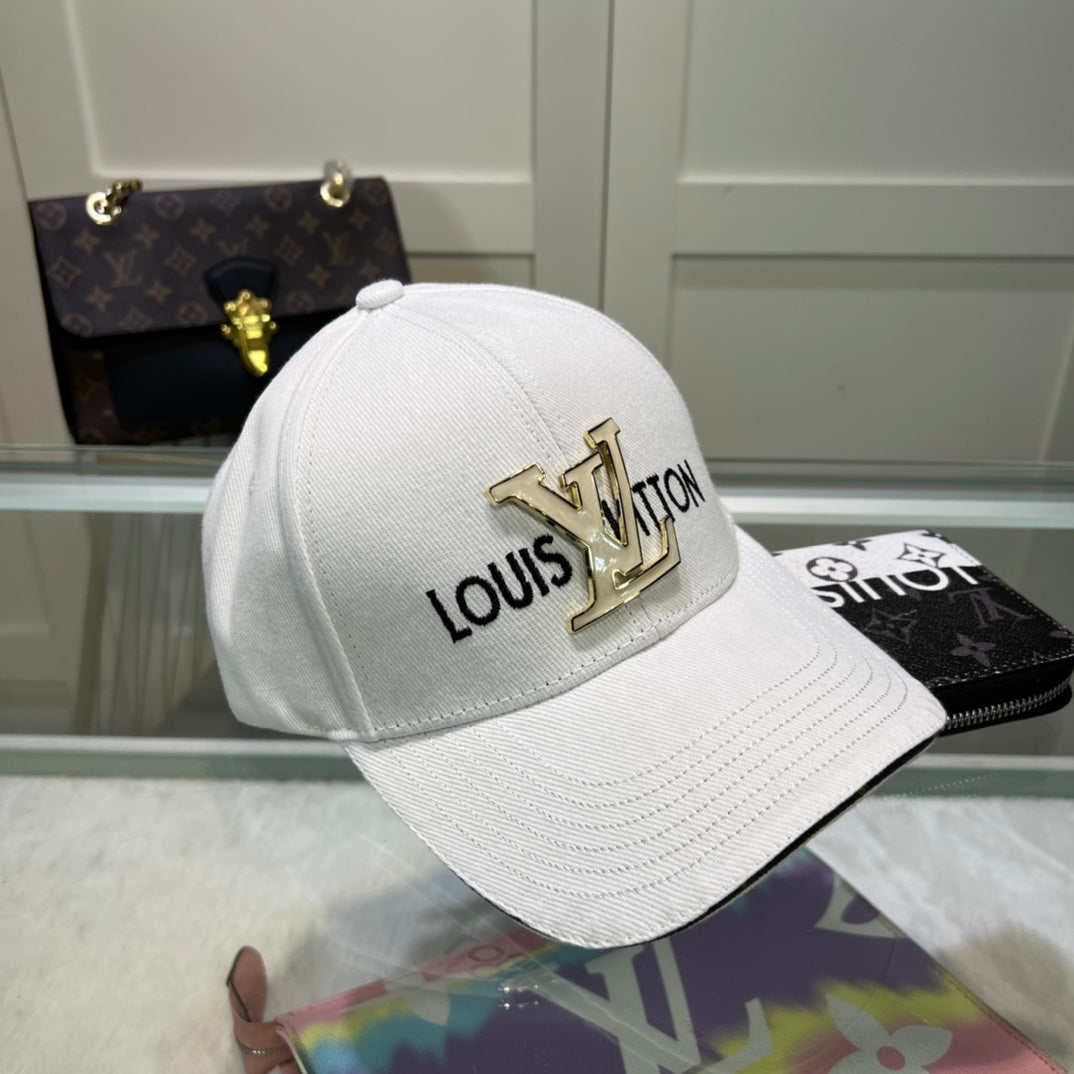 Fashion Letter Metal Logo Baseball Cap