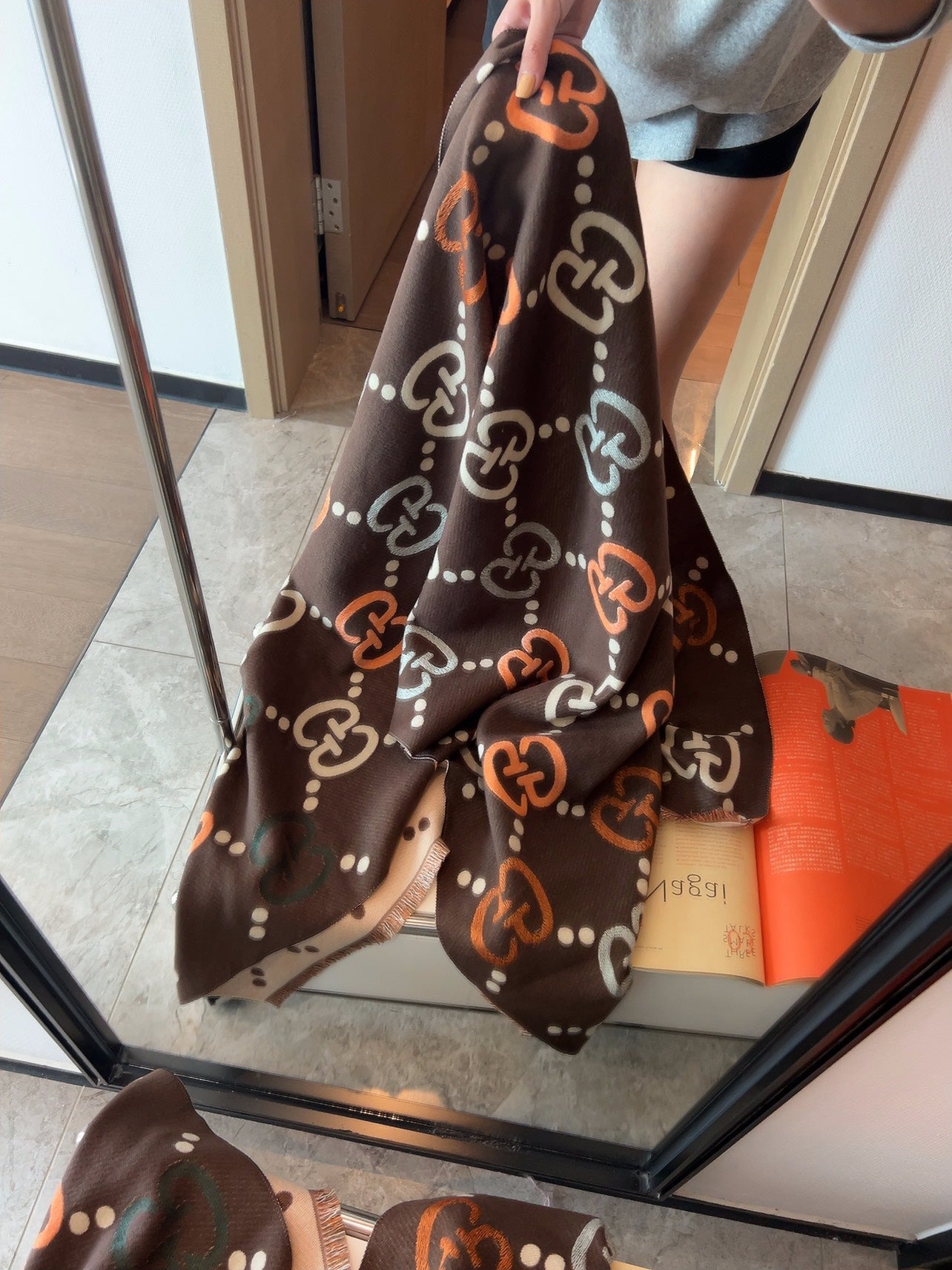 Versatile Monogram Jacquard Letter Scarf Shawl