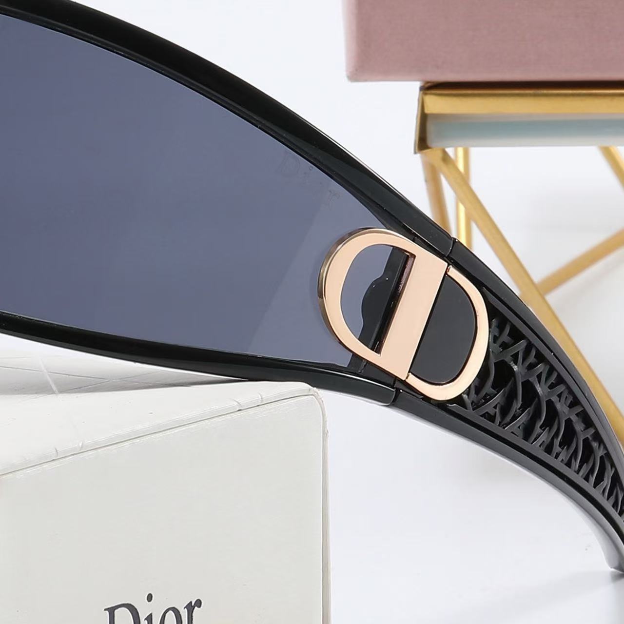 Rectangular headband sunglasses