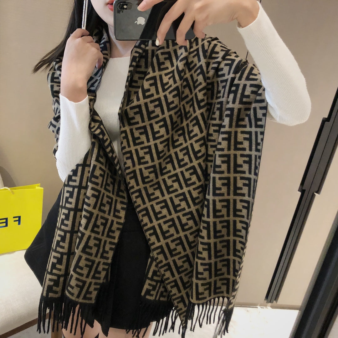 Retro Embossed F Cashmere Tassel Scarf